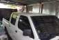 White Nissan Frontier 2010 at 70000 km for sale-4