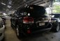 Selling Black Toyota Land Cruiser 2015 at 30000 km in Makati-5