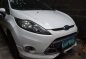 White Ford Fiesta 2013 at 49000 km for sale-1