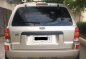Selling 2nd Hand Ford Escape 2006 in Malolos-1