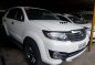 Selling White Toyota Fortuner 2015 in Pasig-0