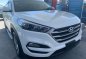 Selling 2nd Hand Hyundai Tucson 2017 in Makati-3