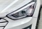 White Hyundai Santa Fe 2013 Automatic for sale -6