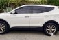 White Hyundai Santa Fe 2013 Automatic for sale -4
