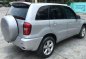 Selling 2nd Hand Toyota Rav4 2004 in Caloocan-3