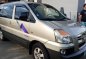 Selling 2nd Hand Hyundai Starex 2005 in Pateros-2