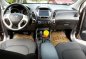 Selling Hyundai Tucson 2012 Automatic Diesel in Quezon City-5