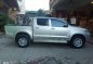 Toyota Hilux 2014 Manual Diesel for sale in Manila-2