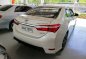 White Toyota Corolla Altis 2015 for sale Automatic-4