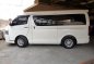 Selling 2nd Hand Toyota Hiace 2017 in Mandaluyong-4