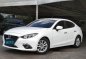 White Mazda 3 2015 at 15000 km for sale-2