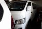 Selling White Nissan Nv350 Urvan 2015 Manual Diesel -3