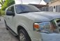 White Ford Expedition 2011 at 40000 km for sale -1