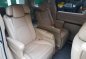 Selling 2nd Hand Toyota Alphard 2010 in Quezon City-8