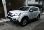 White Isuzu Mu-X 2016 at 93000 km for sale-1