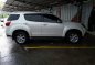 White Isuzu Mu-X 2016 at 93000 km for sale-2