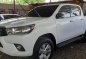 White Toyota Hilux 2016 at 10000 km for sale-2