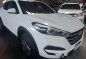 Selling White Hyundai Tucson 2016 in Quezon City-0