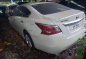 Selling White Nissan Altima 2015 at 16000 km in Makati-2
