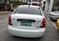 White Hyundai Accent 2010 at 150000 km for sale-3