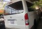 Selling Pearl White Toyota Hiace 2017 in Quezon City-5