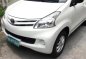 Selling 2nd Hand Toyota Avanza 2013 in Manila-11