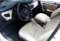 Pearl White Toyota Corolla Altis 2016 Automatic Gasoline for sale in San Juan-6