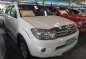 Selling White Toyota Fortuner 2011 at 72342 km in Quezon City-0