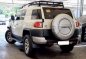 Sell White 2015 Toyota Fj Cruiser Automatic Gasoline at 58000 km in Makati-3