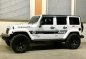 Selling White Jeep Wrangler 2013 Automatic Diesel at 68000 km -1
