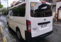 Selling Nissan Urvan 2016 Van Manual Diesel at 33000 km -2