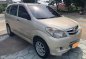 Selling Beige Toyota Avanza 2009 in Cebu-0