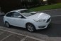 Sell White 2016 Ford Focus at 28000 km -2