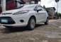White Ford Fiesta 2013 at 86000 km for sale -0