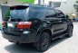 Selling Black Toyota Fortuner 2011 in Meycauayan-5