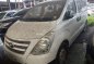 Selling White Hyundai Grand Starex 2016 in Makati -3