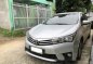 Selling Silver Toyota Corolla Altis 2014 Automatic Gasoline at 31904 km -2