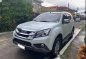 White Isuzu Mu-X 2015 Automatic Diesel for sale -1