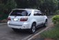 Selling White Toyota Fortuner 2009 Automatic Gasoline-3