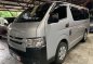 Selling Silver Toyota Hiace 2018 in Quezon City -1