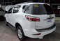 Selling White Chevrolet Trailblazer 2016 Automatic Diesel at 28000 km -4