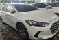 White Hyundai Elantra 2018 Manual Gasoline for sale-4