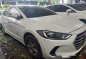 White Hyundai Elantra 2018 Manual Gasoline for sale-4