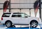 Sell White 2003 Ford Expedition at 92000 km -0