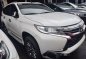 Selling White Mitsubishi Montero Sport 2017 in Makati-5