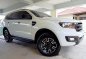 Selling White Ford Everest 2016 in San Pascual-15