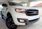 Selling White Ford Everest 2016 in San Pascual-0