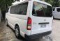 White Toyota Hiace 2016 at 18000 km for sale-2