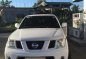 Selling White Nissan Frontier Navara 2011 Manual Diesel at 77182 km -0