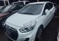 Sell White 2017 Hyundai Accent Automatic Diesel at 26000 km -2